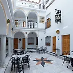 Omeyas Отель