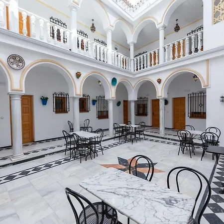 Hotel Omeyas 2*