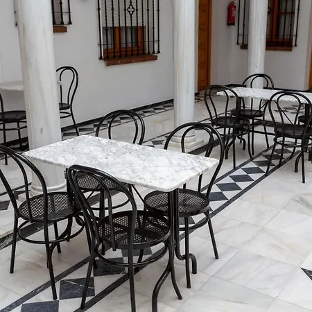 Hotel Omeyas 2*