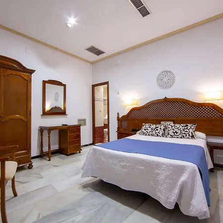 Omeyas Hotel 2*