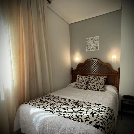 Hotel Omeyas